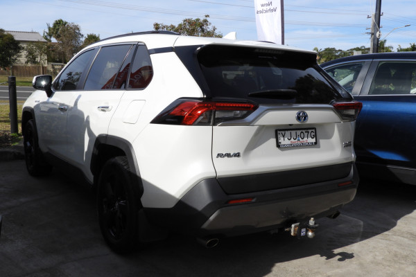 2019 Toyota RAV4 MXAA52R CRUISER 2WD SUV Image 5