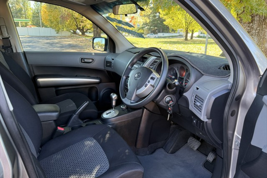 2009 Nissan X-Trail ST SUV Image 16