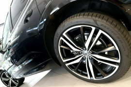 2018 MY19 Volvo XC60 UZ T6 R-Design Suv