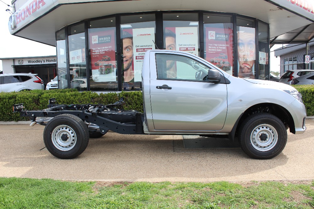 2019 Mazda BT-50 UR 4x4 3.2L Single Cab Chassis XT Cab Chassis Image 2