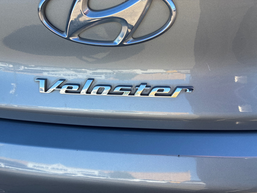 2019 MY20 Hyundai Veloster JS  Coupe Image 11