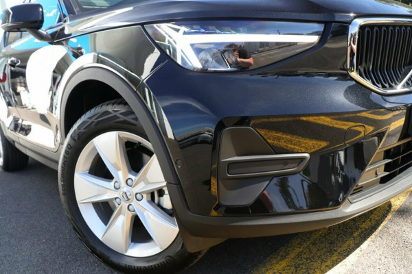 2025 MY26 Volvo XC40 XZ Plus B4 SUV Image 2