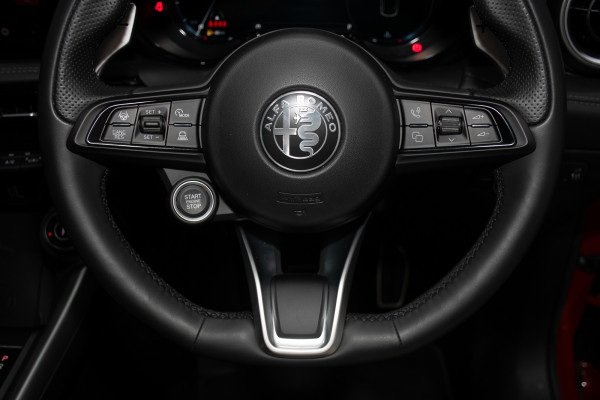 2023 Alfa Romeo Tonale Veloce SUV Image 17