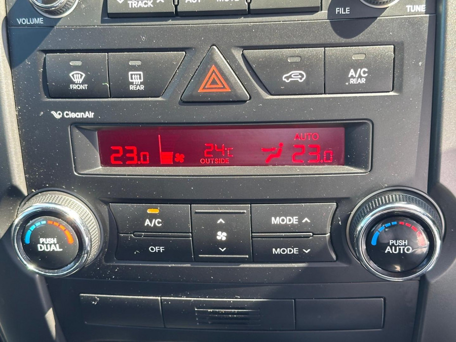 2011 Kia Sorento XM SLi SUV Image 25