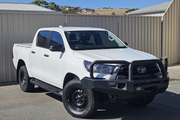 2022 Toyota HiLux GUN126R SR Double-Cab Pick-Up