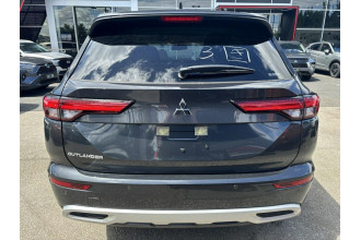 2024 Mitsubishi Outlander ZM LS SUV
