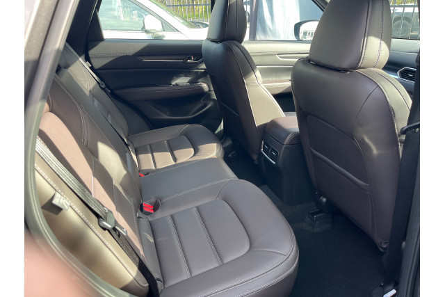 2024 Mazda CX-5 KF Series G35 Akera SUV Image 3