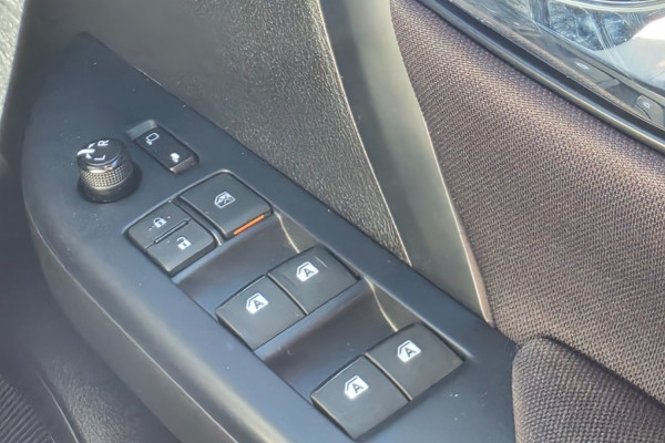 2024 Toyota Fortuner GUN156R GX SUV Image 29