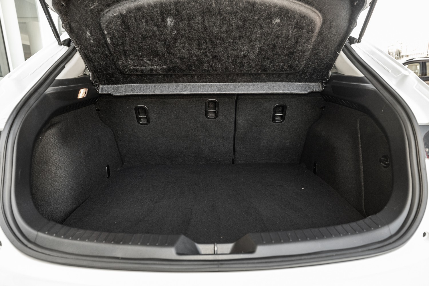 2014 MY15 Mazda 3 Hatch Image 27