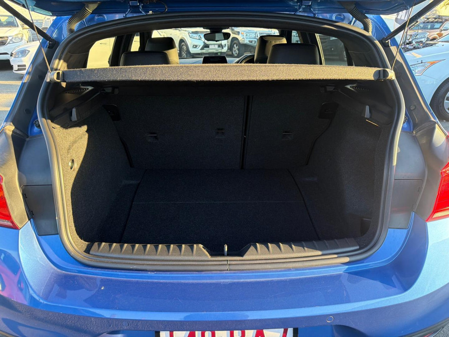 2018 BMW 1 Series F20 LCI-2 118i Sport Line Hatch Image 9