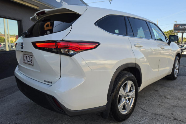 2021 Toyota Kluger AXUH78R GX SUV Image 9
