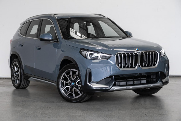 BMW X1 sDrive18i U11