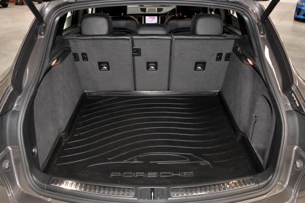 2018 Porsche Macan 95B  SUV image 21
