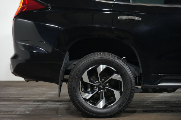 2025 Mitsubishi Pajero Sport Exceed SUV Image 6