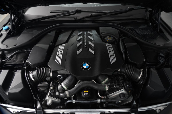 2019 BMW 8 Series M850i Xdrive Convertible Convertible Image 28