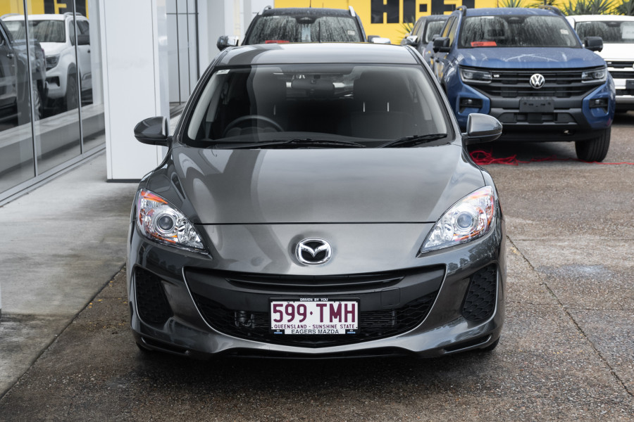 2013 Mazda 3 Neo Hatch Image 4