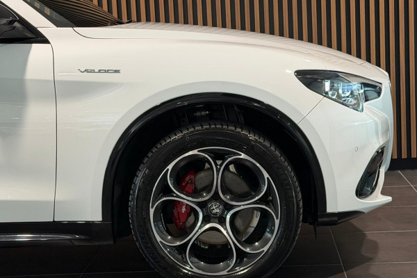 2023 Alfa Romeo Stelvio Series 5 Veloce SUV Image 6
