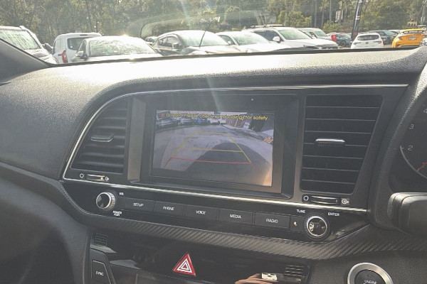 2018 Hyundai Elantra AD SR Sedan Image 16