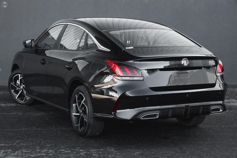 2026 MY25 MG MG5 AP32 Essence Sedan Image 4