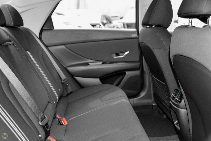 2024 MY25 Hyundai i30 CN7.V2 Hybrid Sedan Image 9