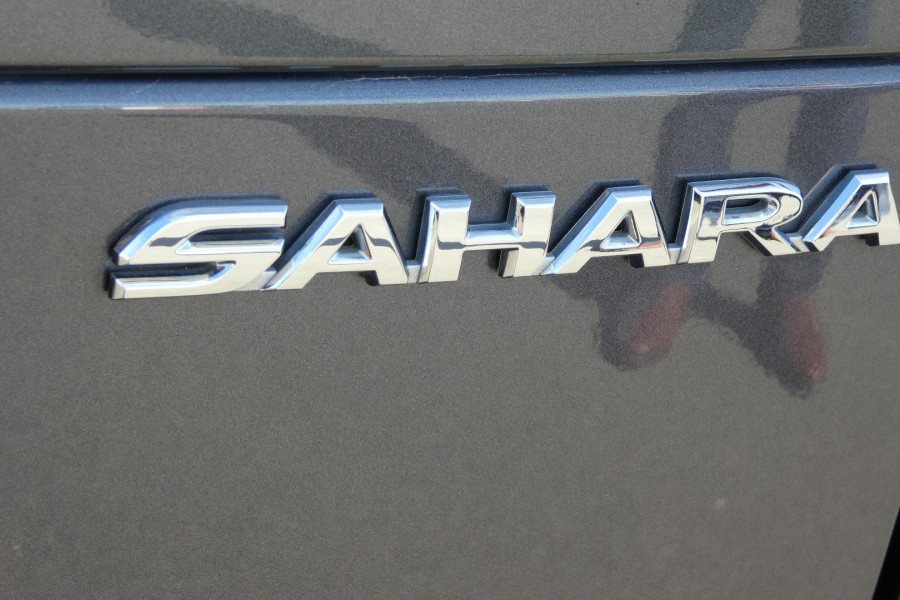 2021 Toyota LandCruiser FJA300R LC300 SAHARA 4X4 SUV Image 10