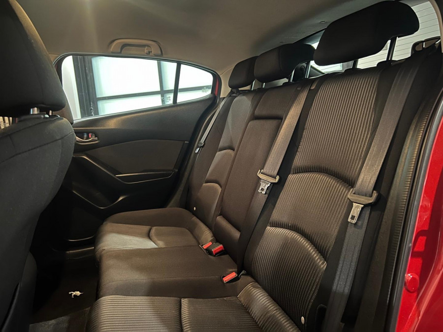 2015 Mazda 3 BM5438 SP25 Hatch Image 22