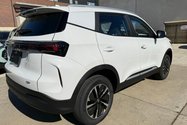 2026 Chery Tiggo 4  Hybrid Ultimate SUV Image 6