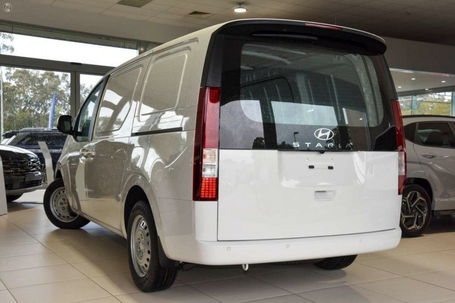 2026 MY27 Hyundai Staria Load US4.V4  Van Image 3