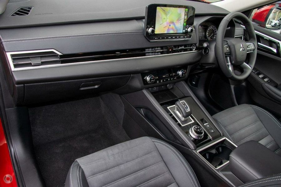 2024 Mitsubishi Outlander ZM Aspire SUV Image 18