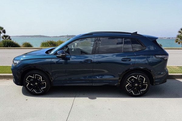 2026 Volkswagen Tiguan CT 195TSI R-Line SUV Image 5