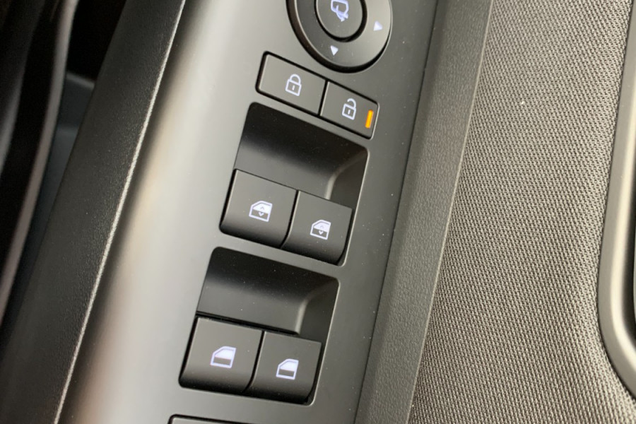 2025 Hyundai KONA SX2.V2 SUV Image 17