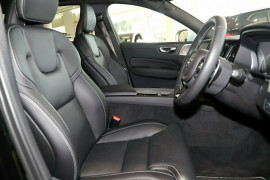 2018 MY19 Volvo XC60 UZ T6 R-Design Suv