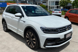Volkswagen Tiguan Highline 5N  162TSI