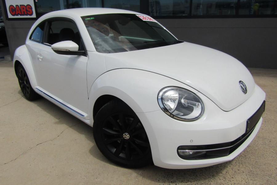 2013 Volkswagen Beetle 1L The Beetle Coupe Image 1
