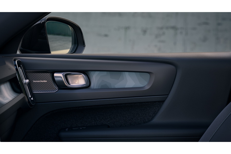 2024 MY25 Volvo EX40  Ultra Single Motor Extended Range SUV Image 8