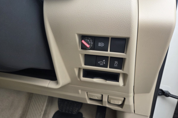 2024 Toyota LandCruiser FJA300R VX SUV Image 18