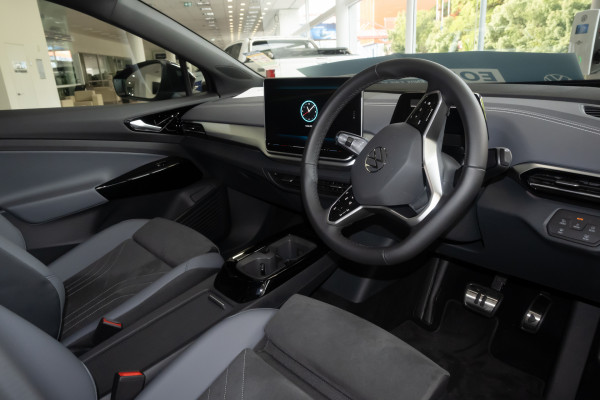 2025 MY25.5 Volkswagen ID. 5 E2 Pro SUV Image 9