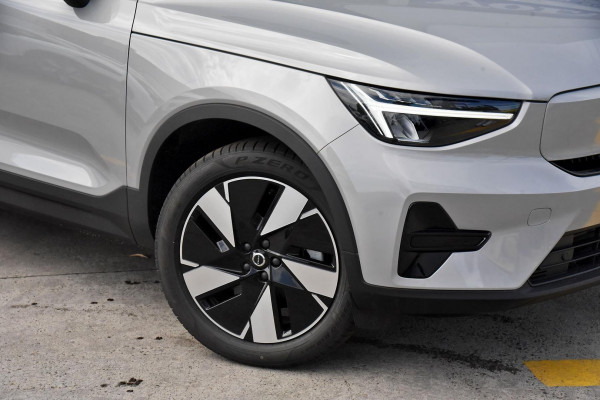 2023 MY24 Volvo C40  Recharge SUV Image 2