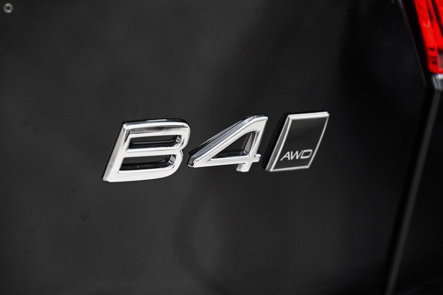 2024 MY25 Volvo XC40 XZ Ultra B4 Bright SUV Image 10