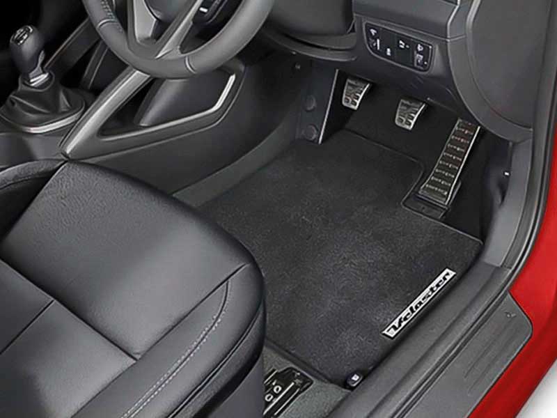 <img src="Tailored Carpet Floor Mats (set of 4)