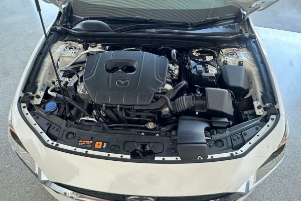 2025 Mazda 3 BP Series G20 Pure Hatch Image 8