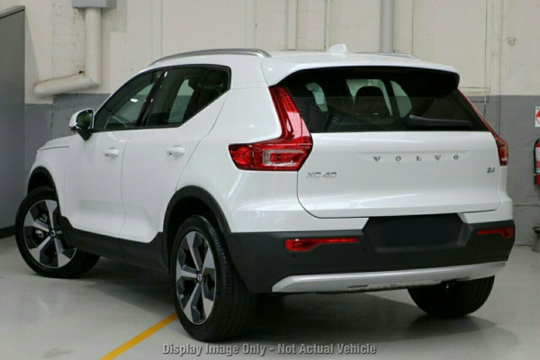 2026 Volvo XC40 XZ Plus B4 SUV Image 3