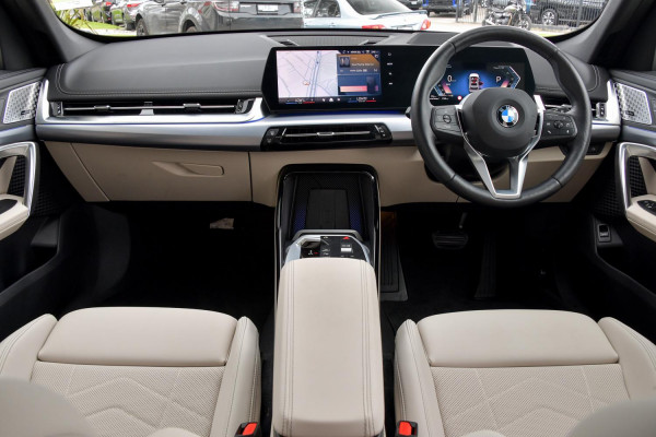 2025 BMW X1 U11 sDrive18i SUV image 4