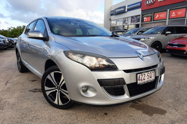 2012 Renault Megane III B32  Dynamique Hatchback