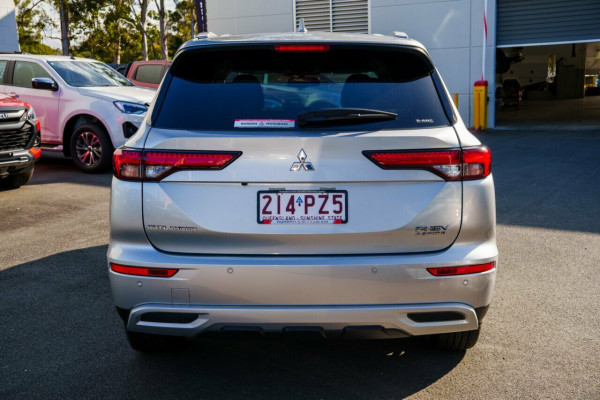 2024 Mitsubishi Outlander ZM PHEV Aspire SUV Image 3