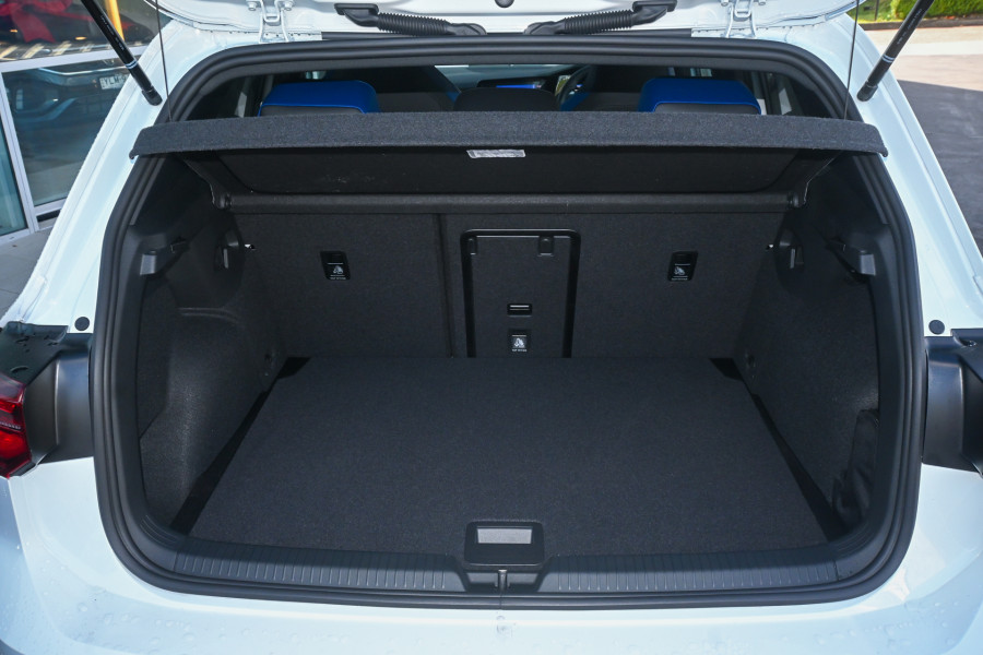 2024 Volkswagen Golf 8 R Hatch Image 18