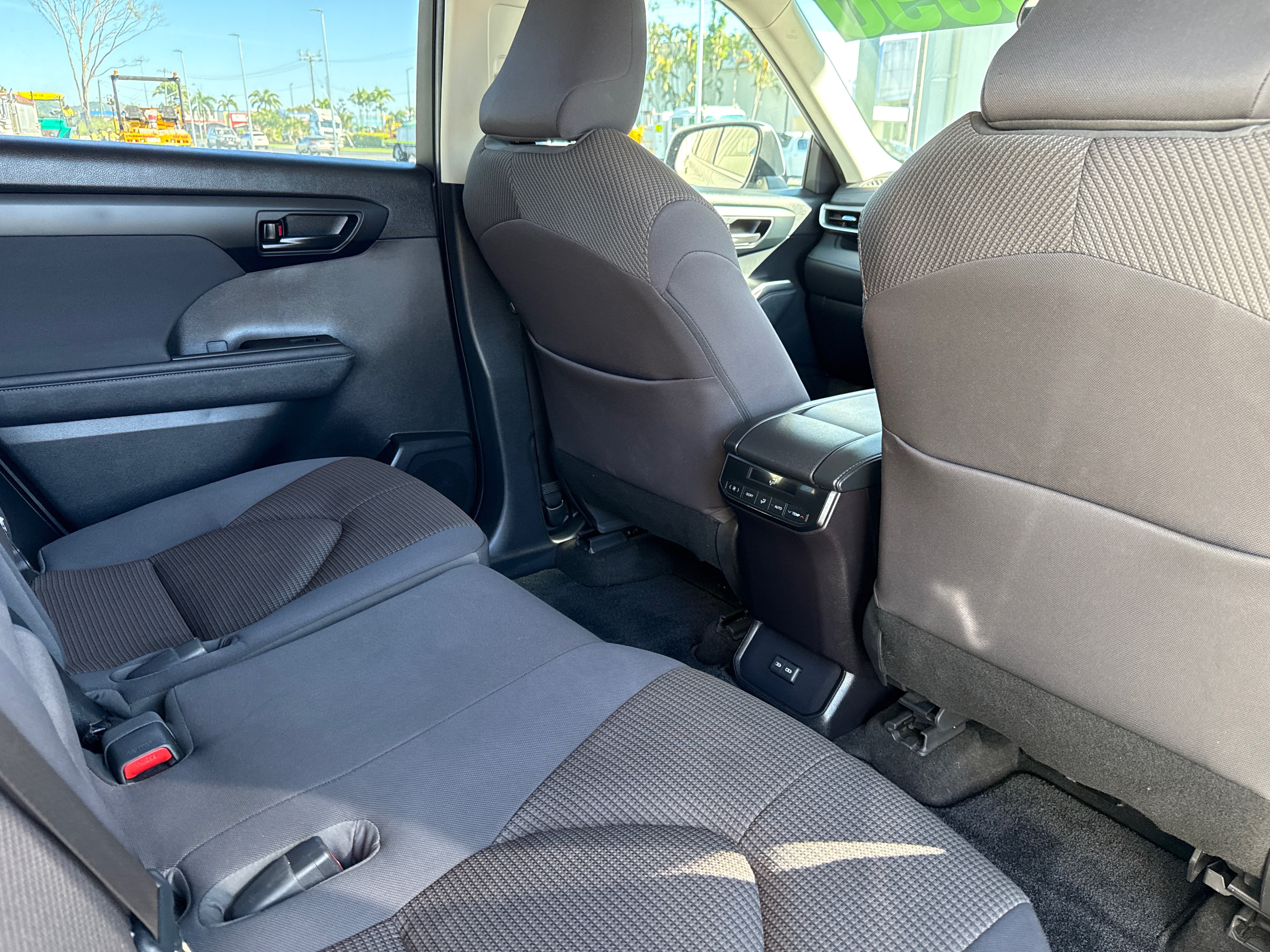 2023 Toyota Kluger TXUA75R (Petrol AWD) GX SUV Image 15