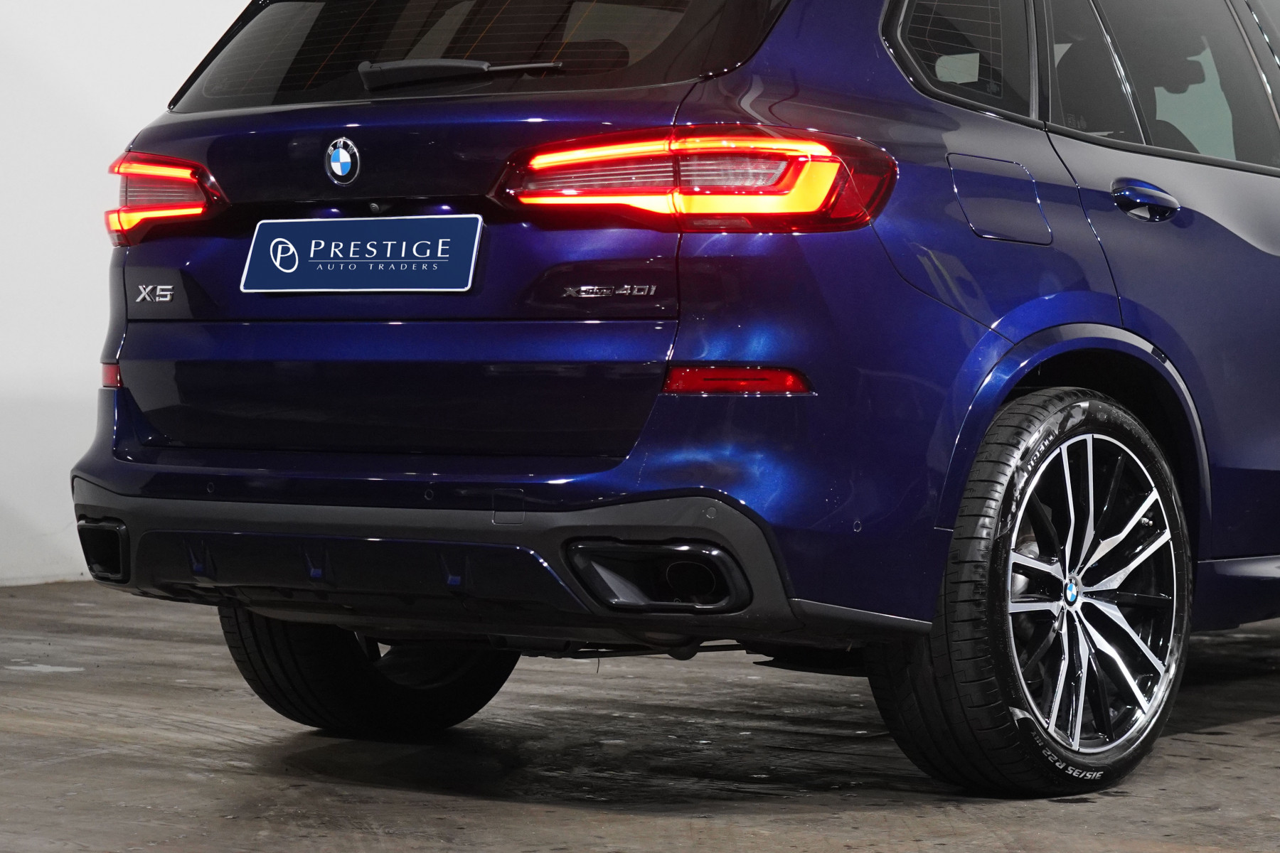 2022 BMW X5 Xdrive40i M Sport SUV Image 8