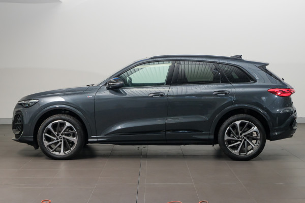2026 MY25 Audi Q5 FY TFSI 200kW sport SUV image 3