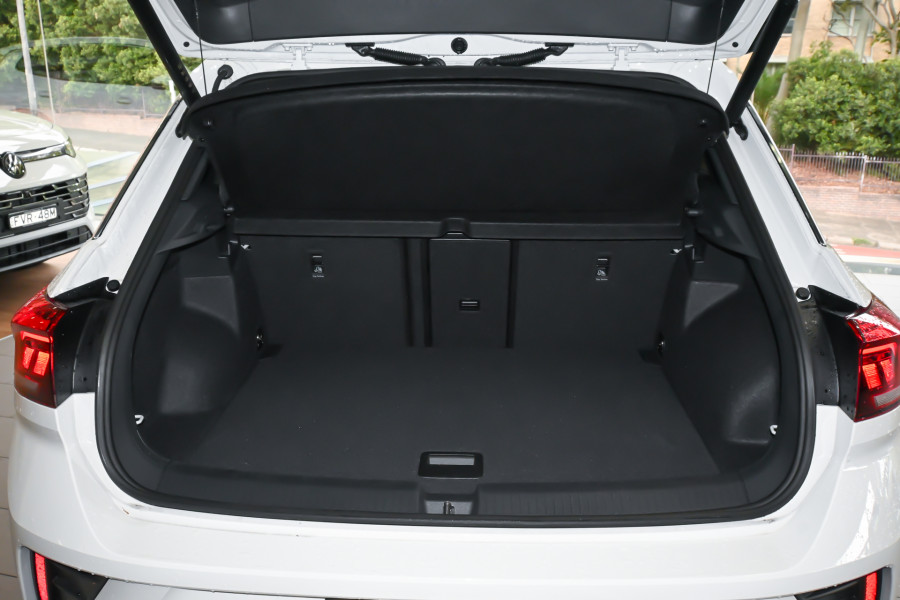 2025 MY26 Volkswagen T-Roc D11 140TSI R-Line SUV Image 23